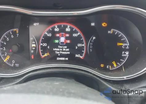 2015 Jeep Grand Cherokee Altitude z USA, uszkodzony, nr VIN 1C4RJEAG1FC160036